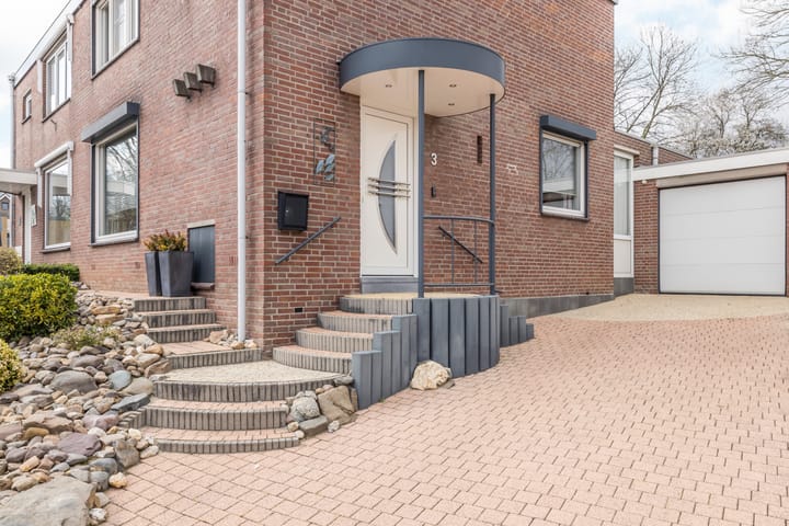 Foto 40 van Rhodestraat 3