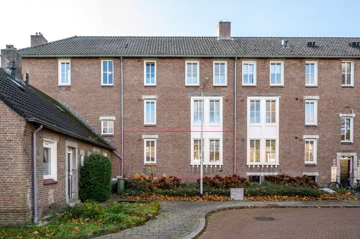 Foto 30 van Pilasterpad 14