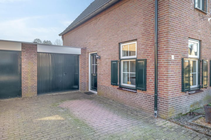 Foto 2 van Oscar Woltersstraat 8