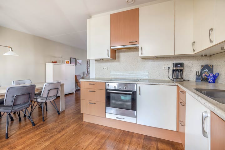 Foto 8 van Oscar Woltersstraat 8