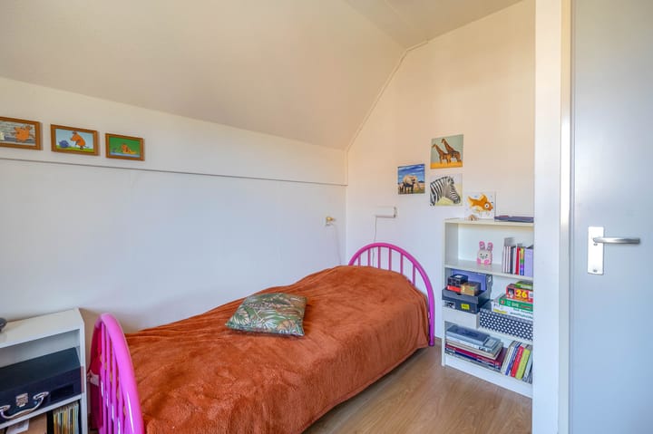 Foto 16 van Oscar Woltersstraat 8