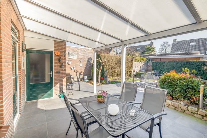 Foto 22 van Oscar Woltersstraat 8