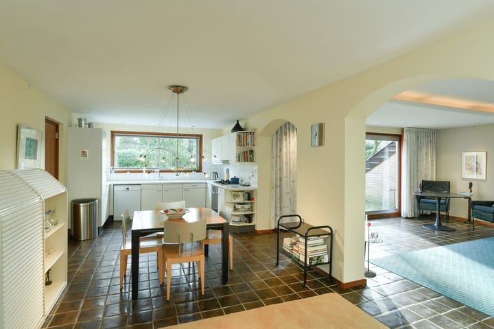 Foto 3 van Bernadottelaan 9