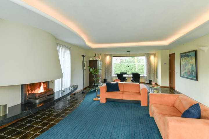 Foto 2 van Bernadottelaan 9