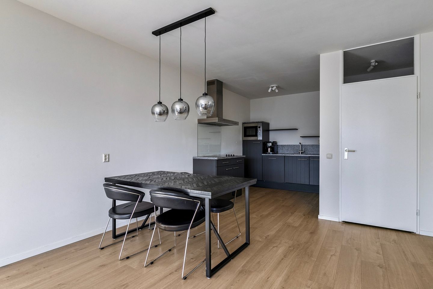 Photo 5 of Henegouwen 55