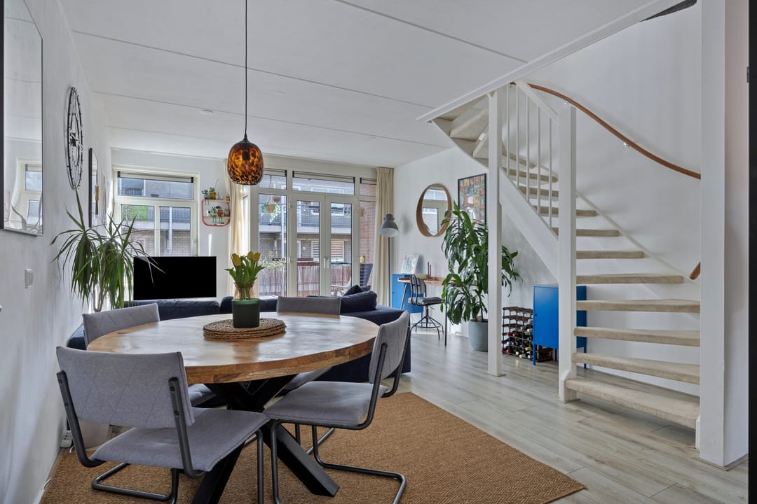 Photo 7 of Vestwal 9