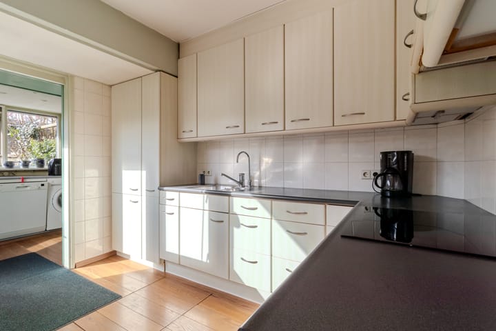 Photo 10 of Vredenoord 42