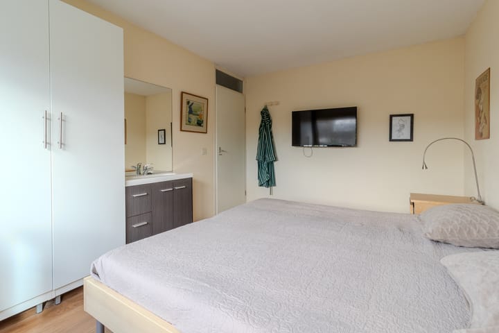 Photo 19 of Vredenoord 42