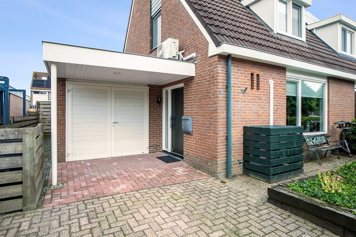 Foto 2 van Weidemaad 92