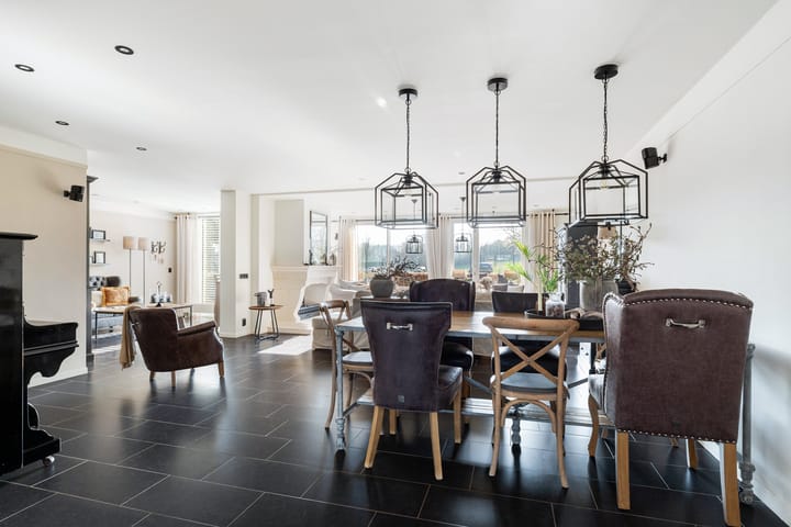 Foto 12 van Brucknerstraat 63