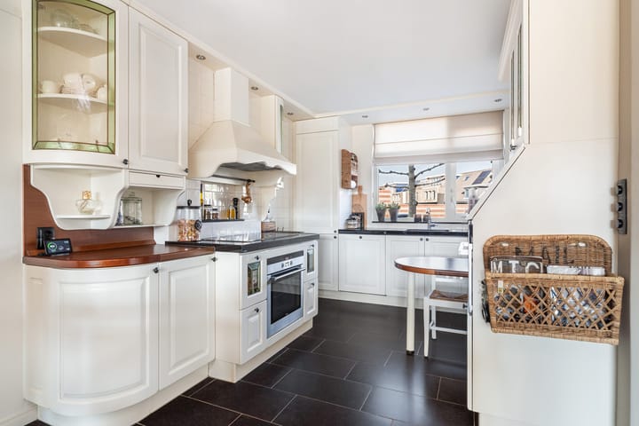 Foto 22 van Brucknerstraat 63