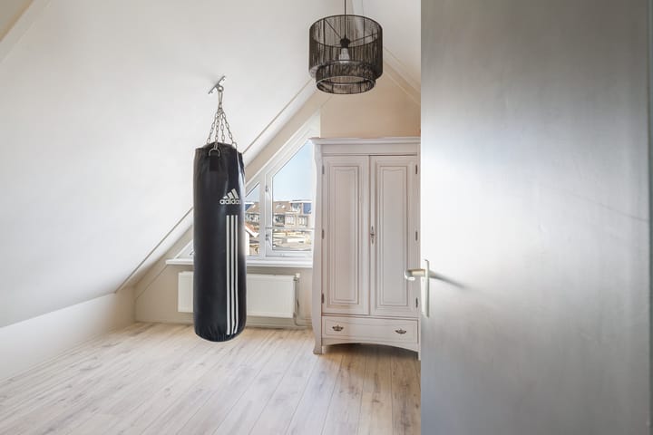 Foto 42 van Brucknerstraat 63