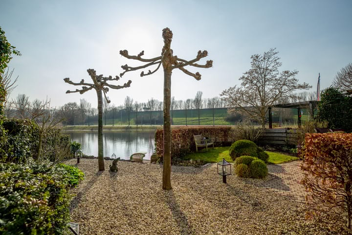 Foto 55 van Brucknerstraat 63