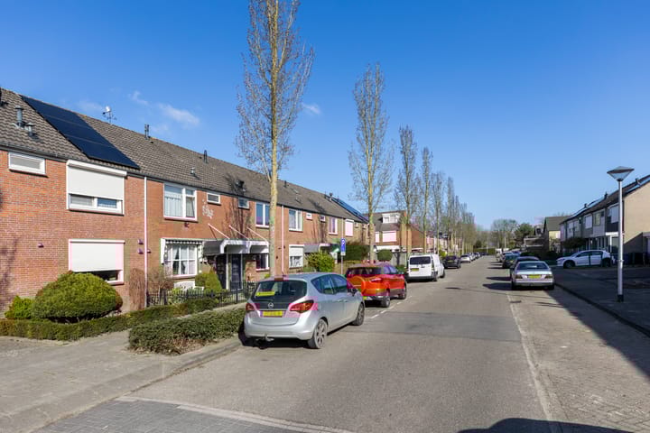 Foto 10 van Fagotstraat 18