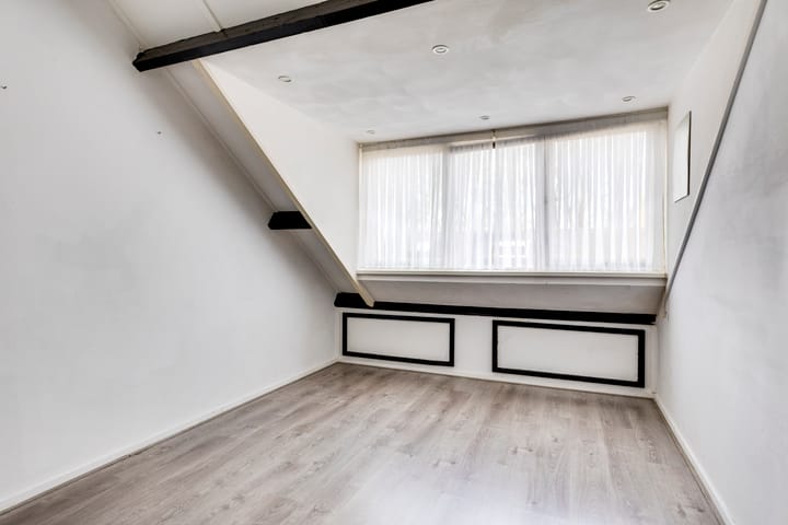 Foto 32 van Fagotstraat 18