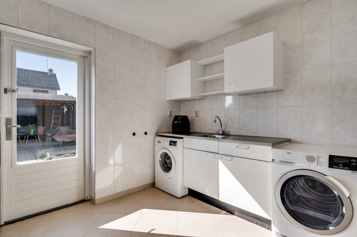 Foto 16 van Molenweg 4