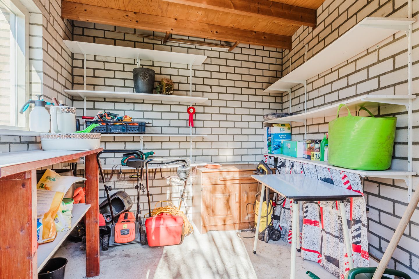 Foto 19 van van Brederodestraat 14