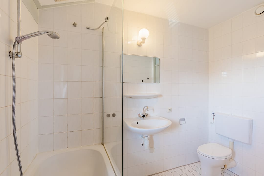 Foto 28 van van Brederodestraat 14