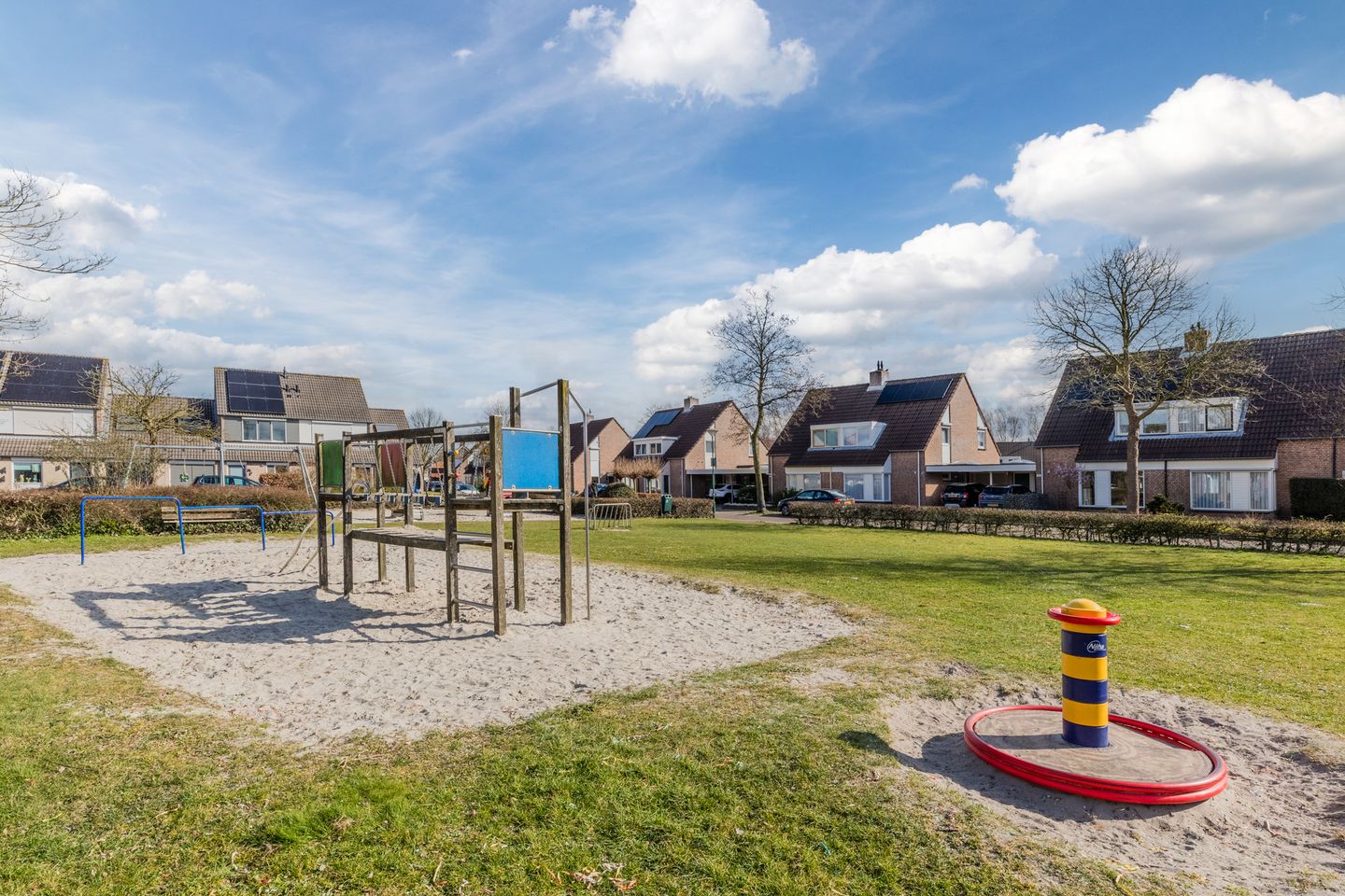 Foto 34 van van Brederodestraat 14