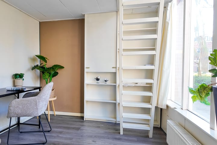 Foto 6 van 2e Spechtstraat 1