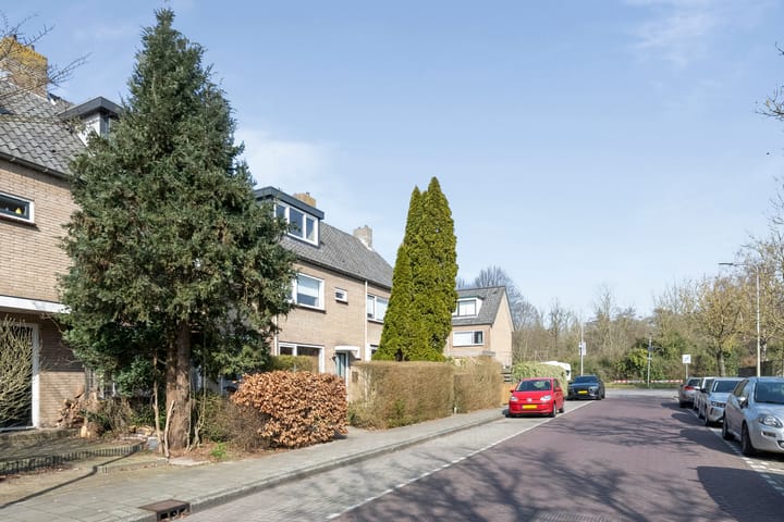 Foto 37 van de Ruyterlaan 5