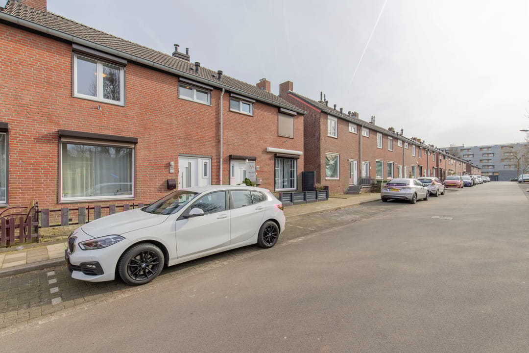 Foto 2 van Leenhofruwe 25