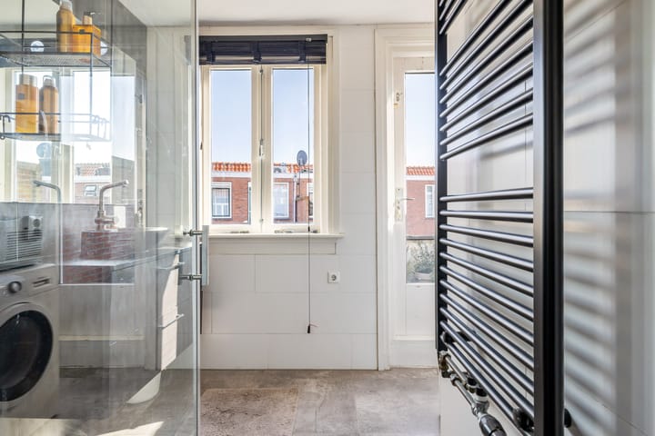 Foto 17 van J A Alberdingk Thijmstraat 40-A