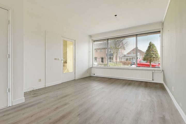 Foto 2 van Koningin Emmastraat 15