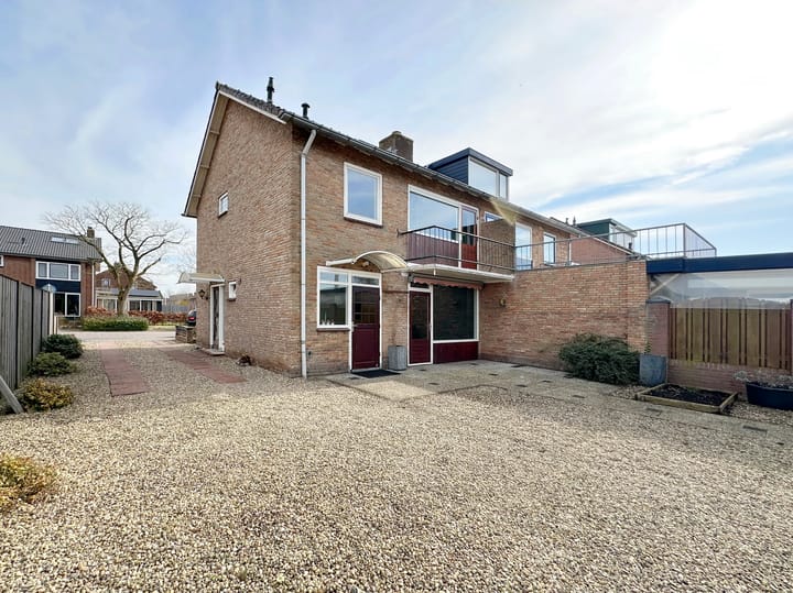 Foto 4 van Koningin Emmastraat 15