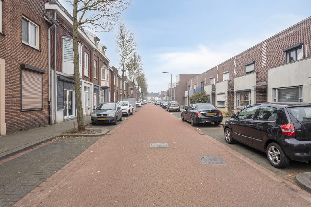 Foto 31 van Nassaustraat 51