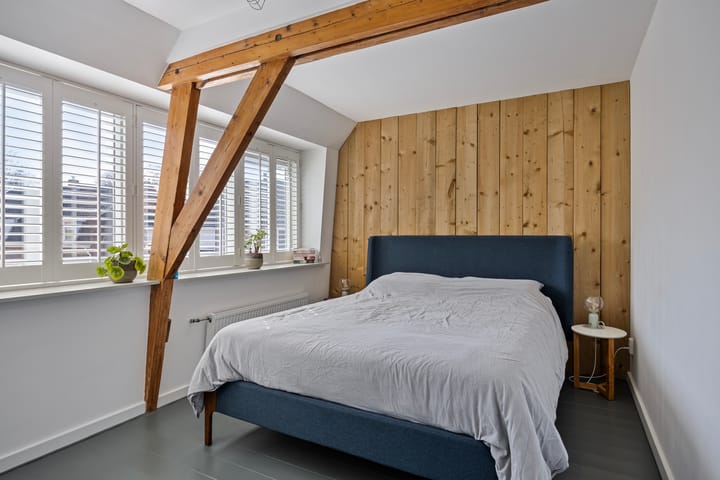 Foto 21 van Van Hogendorpstraat 12