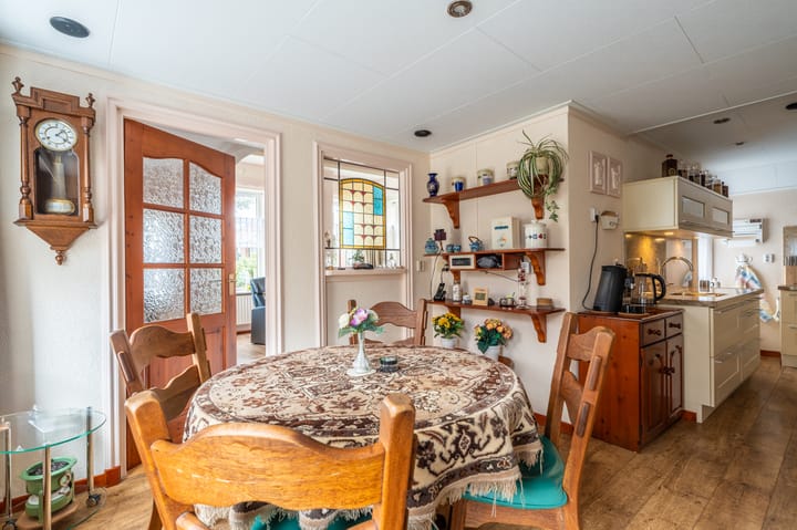 Foto 11 van Stationsstraat 93