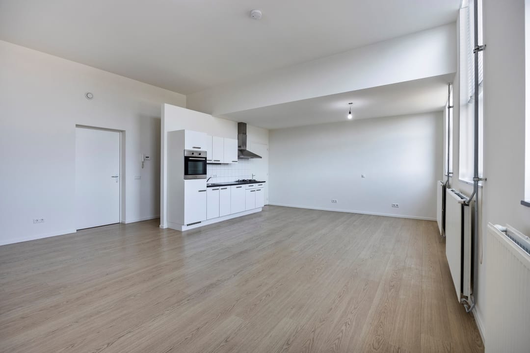 Foto 8 van Longinastraat 73-B04