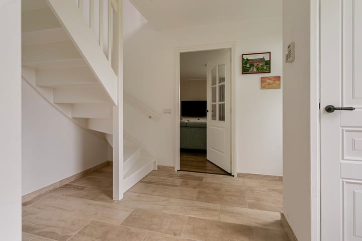 Photo 5 of Oranjestraat 42