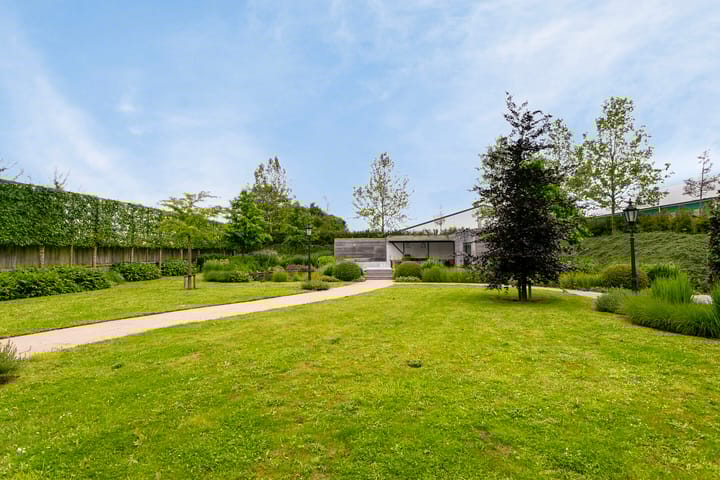 Photo 31 of Oranjestraat 42