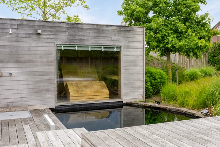 Photo 36 of Oranjestraat 42