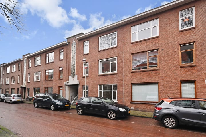 Foto 2 van Naarderstraat 147