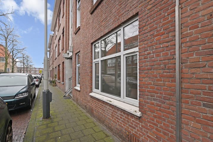 Foto 5 van Naarderstraat 147