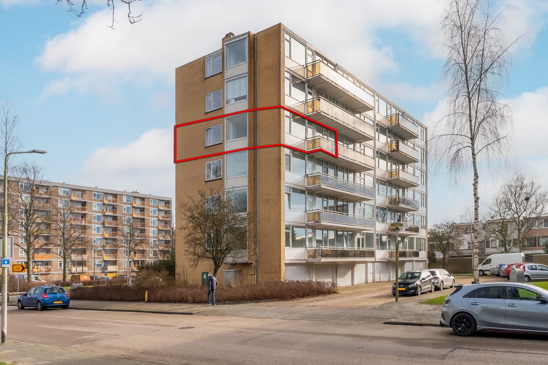 Photo 2 of Van Heuven Goedhartlaan 338