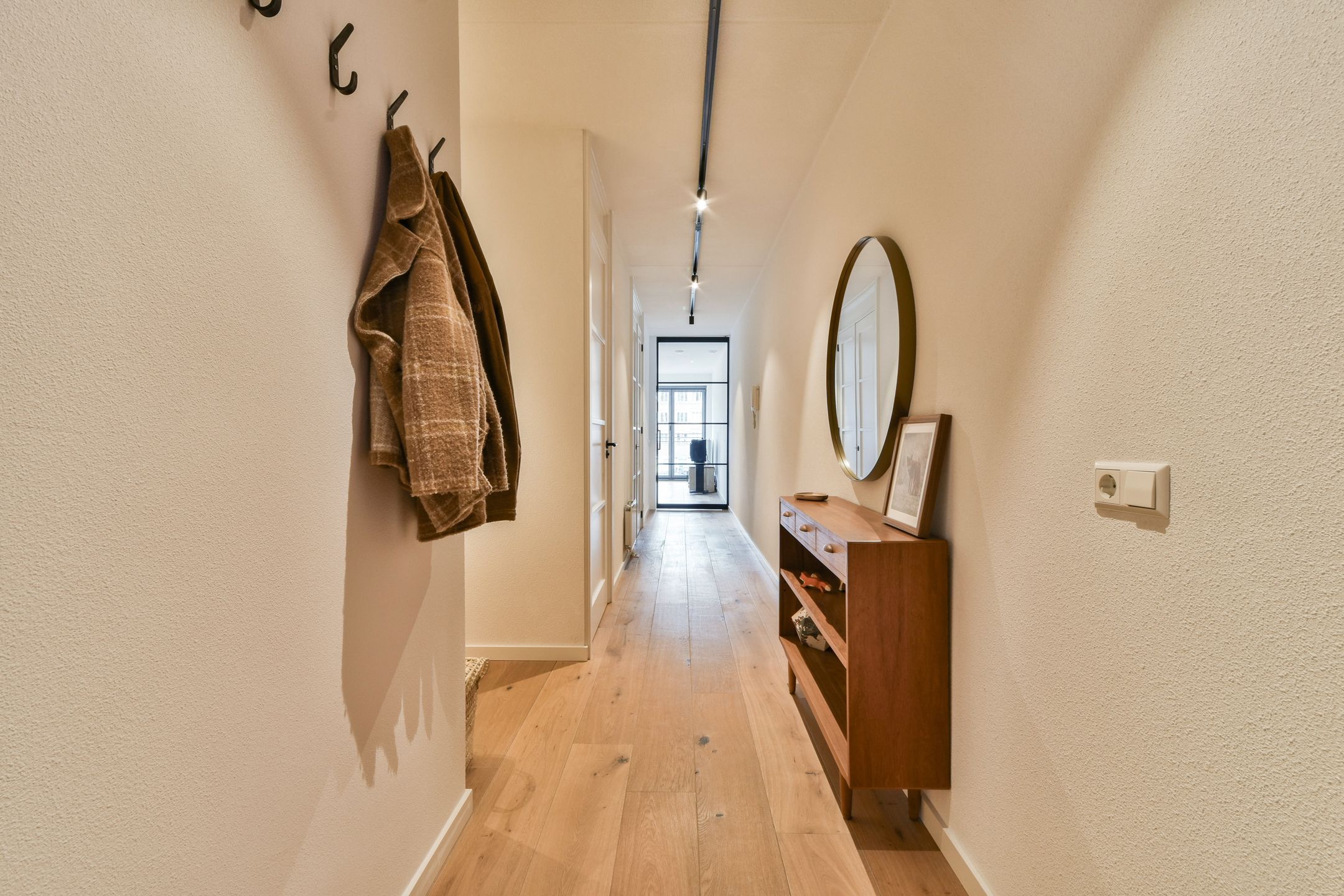 Foto 12 van Hoofdweg 460