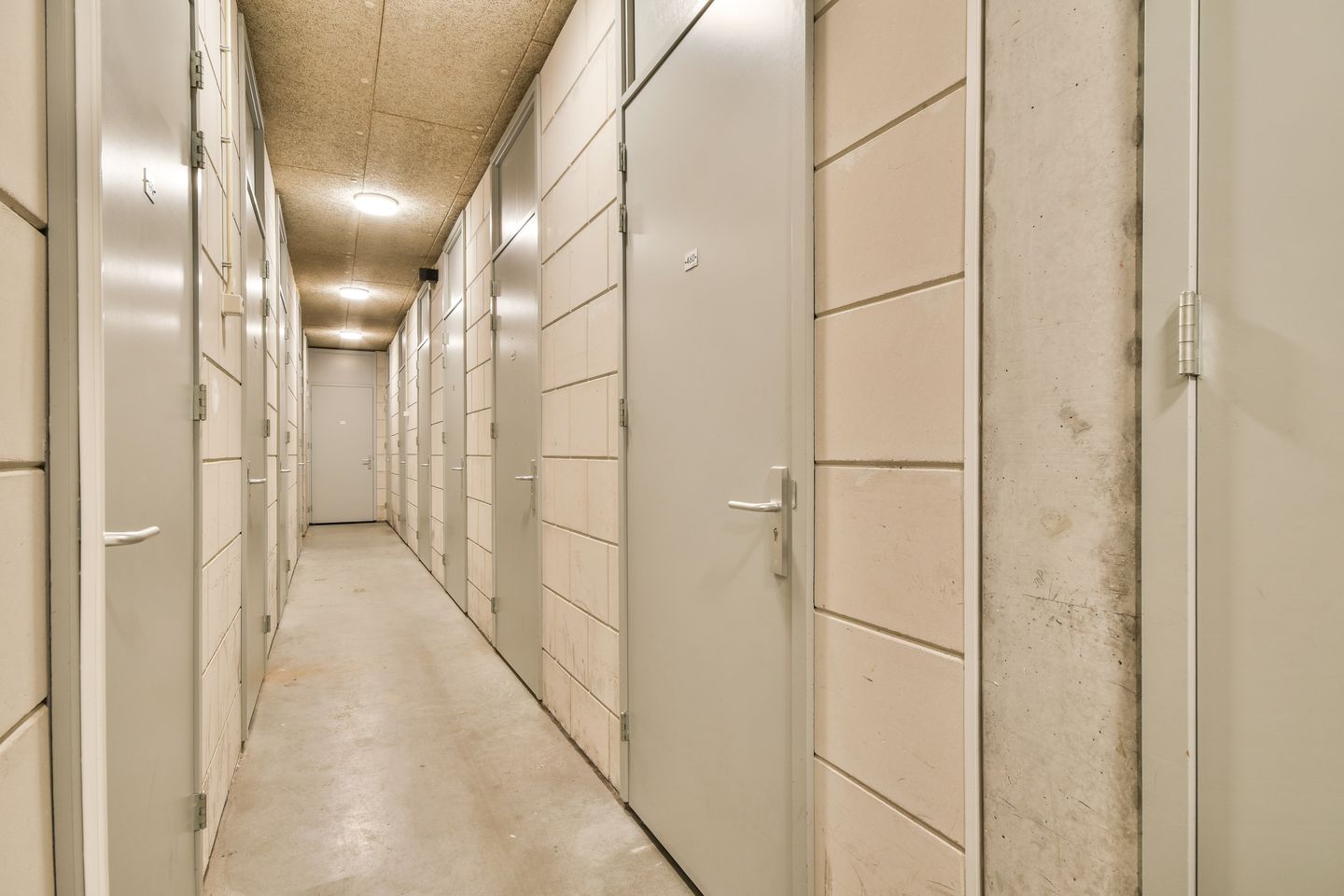 Foto 19 van Hoofdweg 460