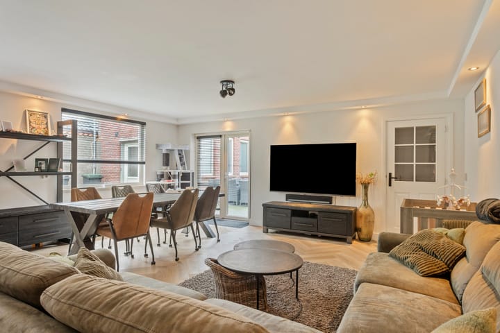 Foto 4 van Bredaseweg 31