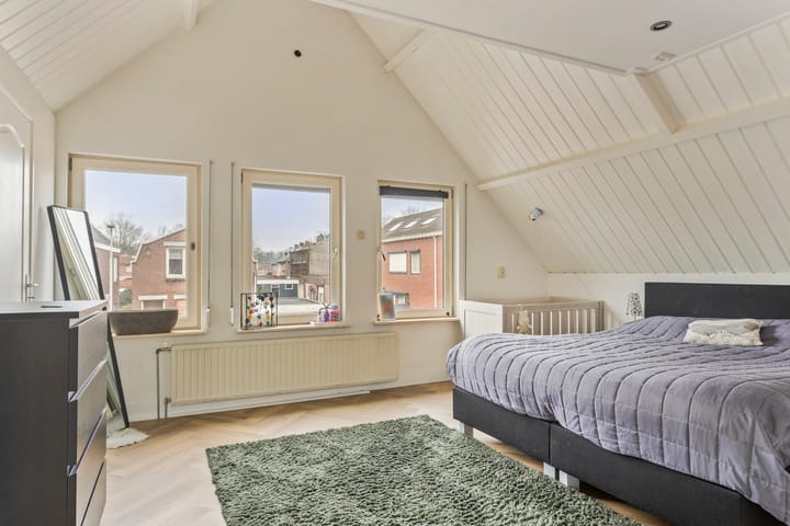 Foto 15 van Bredaseweg 31