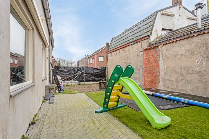 Foto 26 van Bredaseweg 31