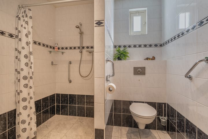 Foto 15 van Woudseweg 17