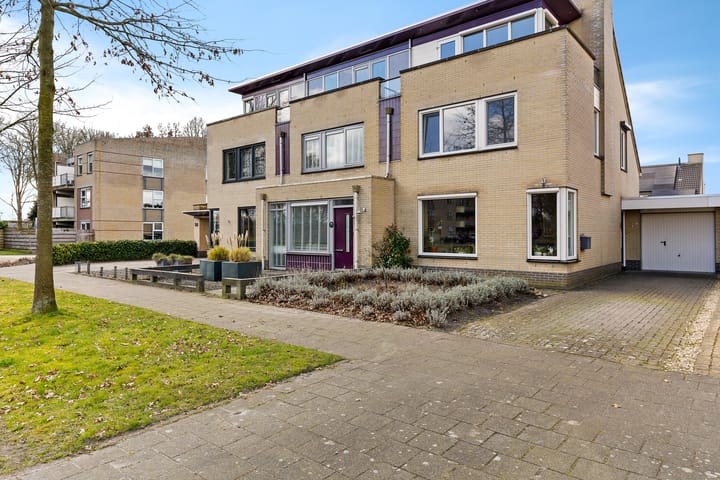 Foto 4 van Baronesse de Vos van Steenwijksingel 46