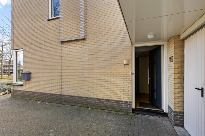 Photo 7 of Baronesse de Vos van Steenwijksingel 46