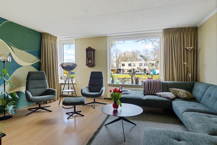 Photo 11 of Baronesse de Vos van Steenwijksingel 46