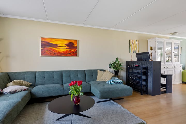 Photo 13 of Baronesse de Vos van Steenwijksingel 46