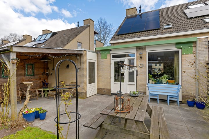 Photo 26 of Baronesse de Vos van Steenwijksingel 46